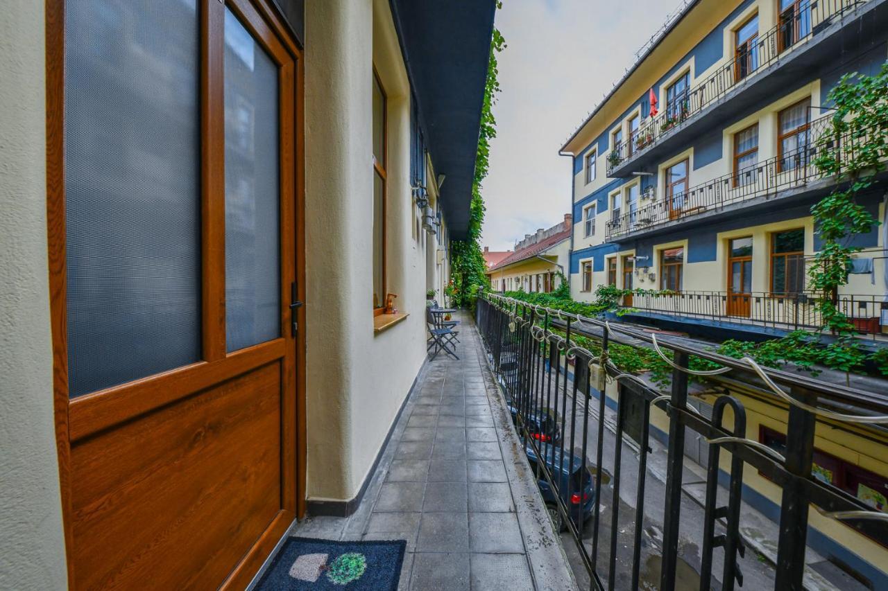 Glam Apartment Cluj-Napoca Exterior photo